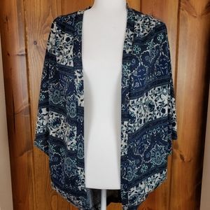 Buttons Batwing Cocoon Open Front Cardigan, sz S